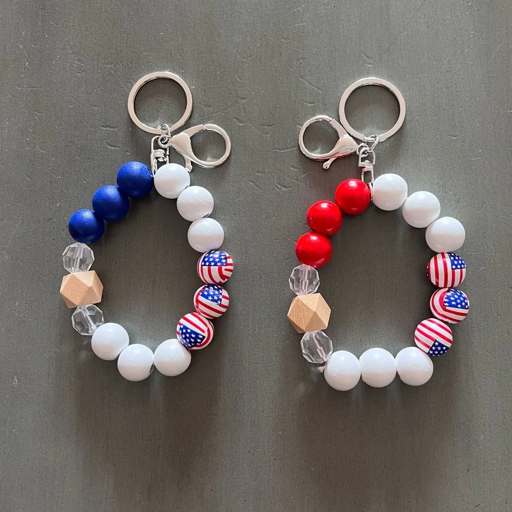 Red White Blue Wood Bead USA Flag Keychain Bag Purse Charm Stretch Bracelet